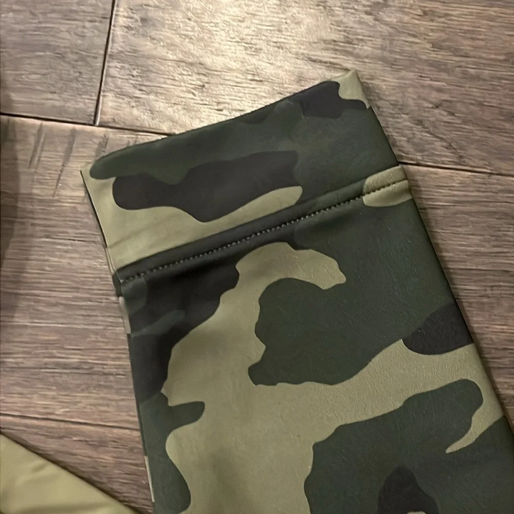 Swims Tind Full Zip Camo Jacket Hoodie new green camo Mens Size XL